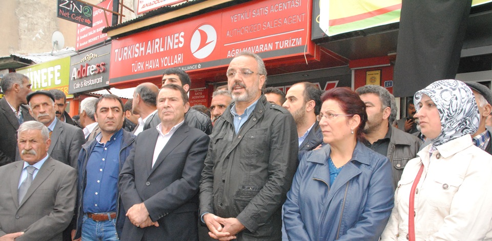 Ağrıda seçim çalışmaları askıya alındı